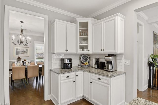 528 Amos Garden Drive, Winston-salem, NC 27104
