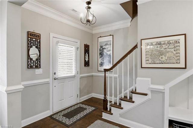 528 Amos Garden Drive, Winston-salem, NC 27104
