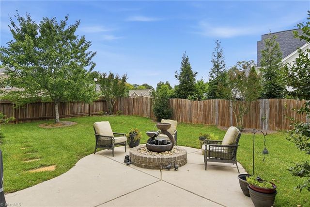 528 Amos Garden Drive, Winston-salem, NC 27104