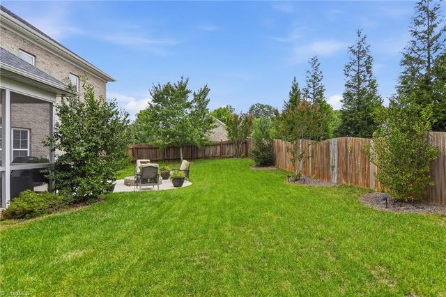 528 Amos Garden Drive, Winston-salem, NC 27104