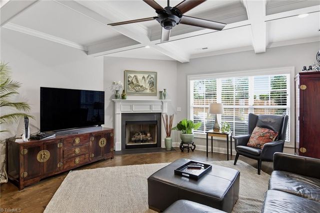 528 Amos Garden Drive, Winston-salem, NC 27104