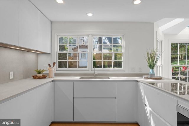 5123 BALTIMORE AVE, Bethesda, MD 20816