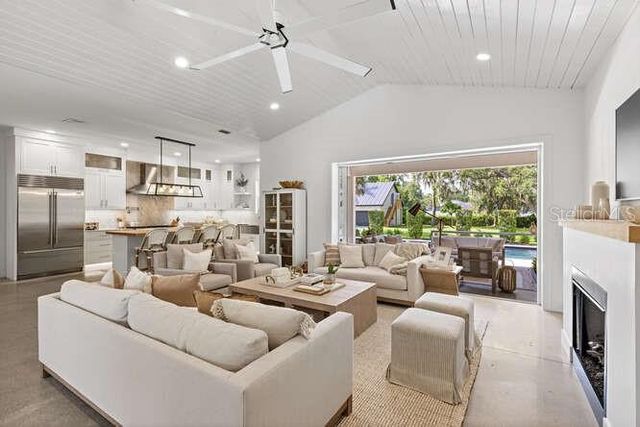 4650 10TH STREET, Sarasota, FL 34232