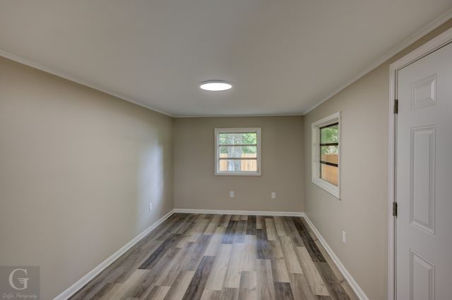 223 W Mckinley Avenue, Haughton, LA 71037