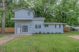 223 W Mckinley Avenue, Haughton, LA 71037
