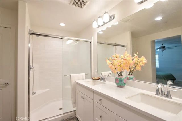 41987 Isadora 1404, Murrieta, CA 92562