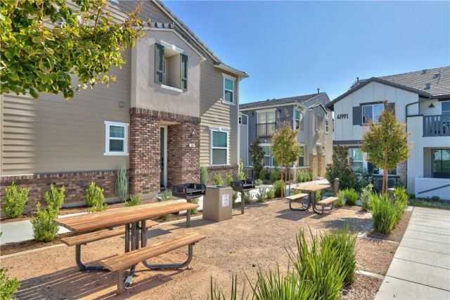 41987 Isadora 1404, Murrieta, CA 92562