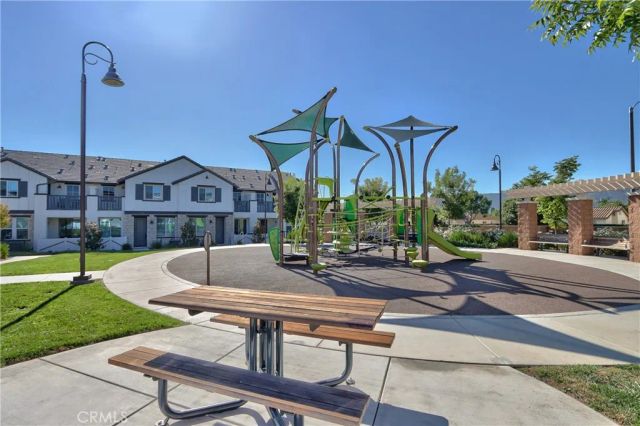 41987 Isadora 1404, Murrieta, CA 92562