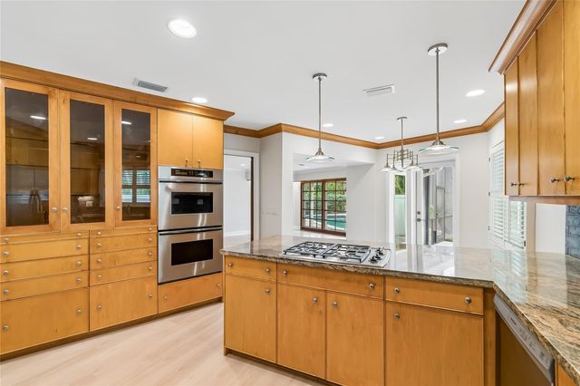 99 LADOGA AVENUE, Tampa, FL 33606