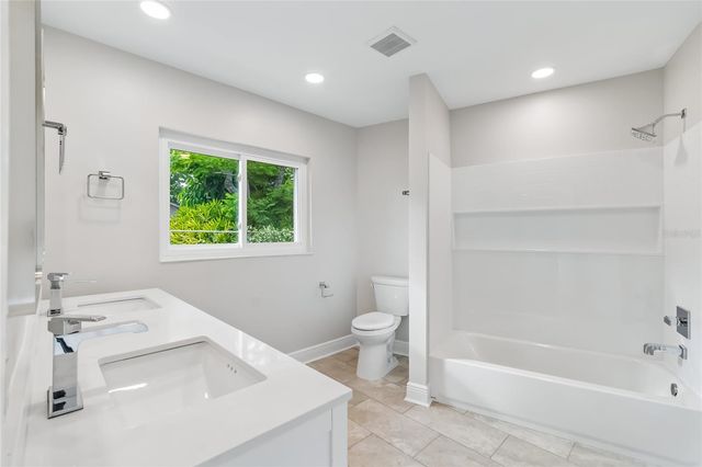 99 LADOGA AVENUE, Tampa, FL 33606