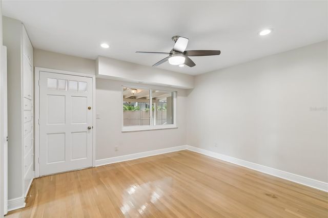 99 LADOGA AVENUE, Tampa, FL 33606