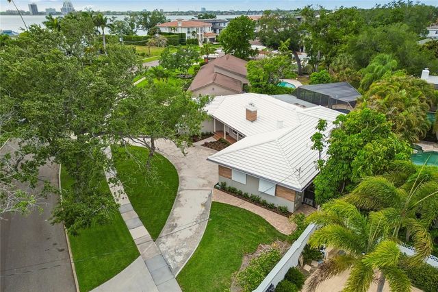 99 LADOGA AVENUE, Tampa, FL 33606