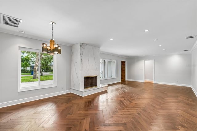 99 LADOGA AVENUE, Tampa, FL 33606