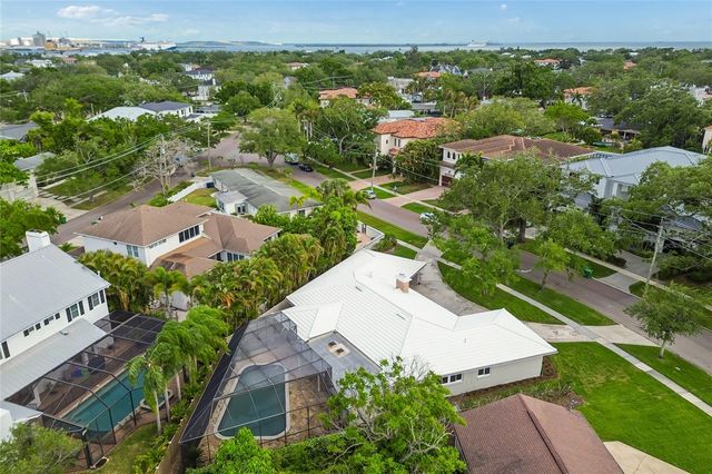 99 LADOGA AVENUE, Tampa, FL 33606
