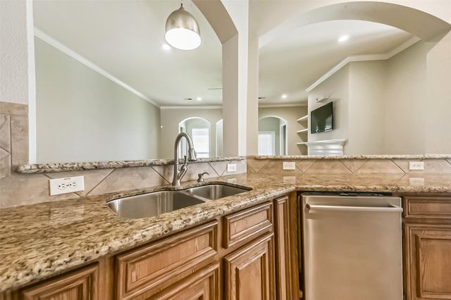 15910 Chart House Court, Houston, TX 77044