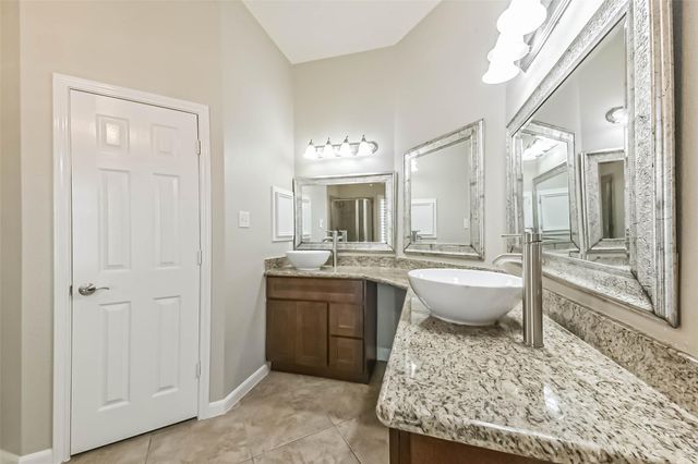 15910 Chart House Court, Houston, TX 77044