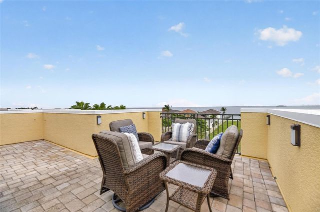 6408 MAYRA SHORES LANE, Apollo Beach, FL 33572