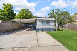 703 E Fayle Street, Baytown, TX 77520