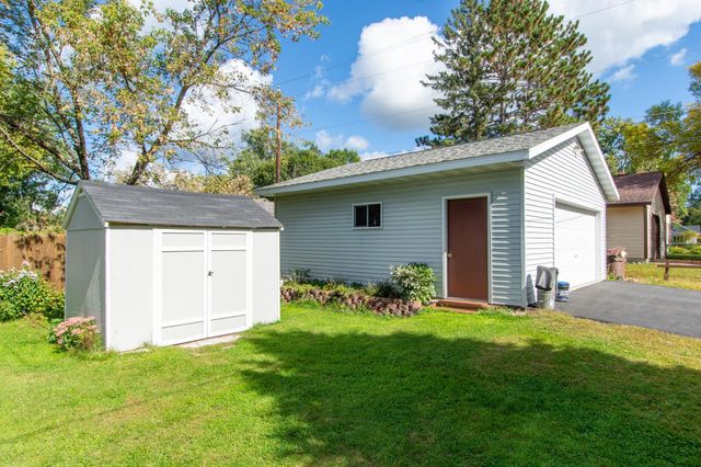 402 2nd Avenue NE, Brainerd, MN 56401