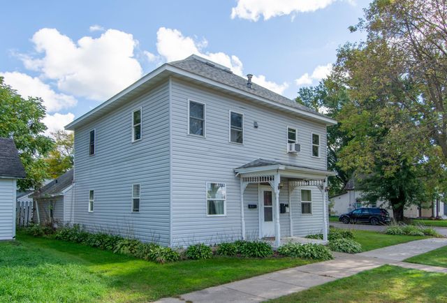 402 2nd Avenue NE, Brainerd, MN 56401