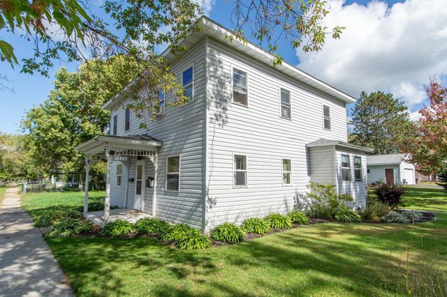 402 2nd Avenue NE, Brainerd, MN 56401