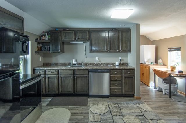 402 2nd Avenue NE, Brainerd, MN 56401