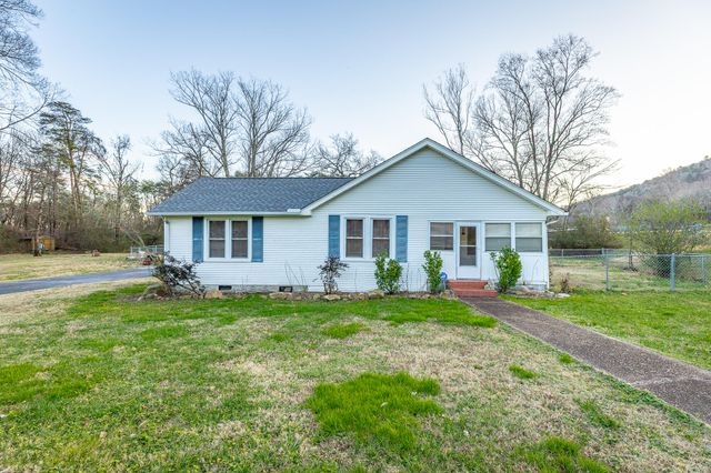 11724 Old Back Valley Road, Soddy Daisy, TN 37379