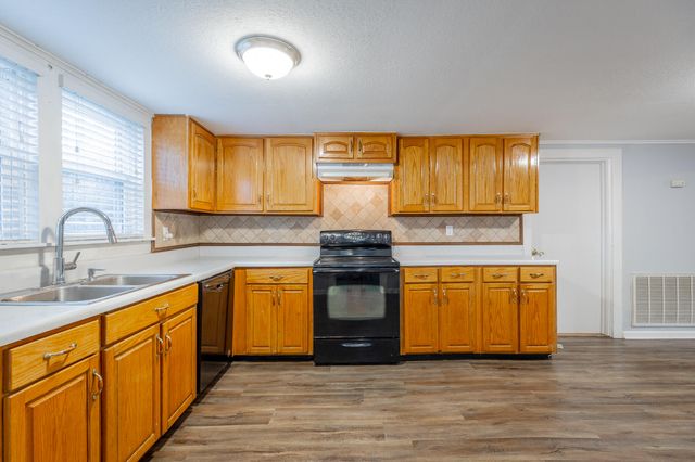 11724 Old Back Valley Road, Soddy Daisy, TN 37379