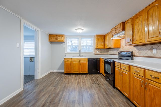 11724 Old Back Valley Road, Soddy Daisy, TN 37379