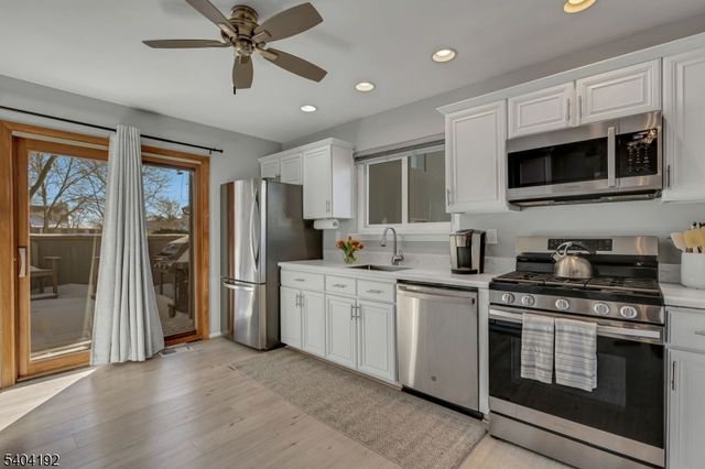 85 Sycamore Ct Ondo, Bernards Twp., NJ 07920