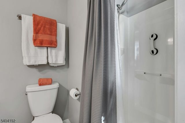 85 Sycamore Ct Ondo, Bernards Twp., NJ 07920