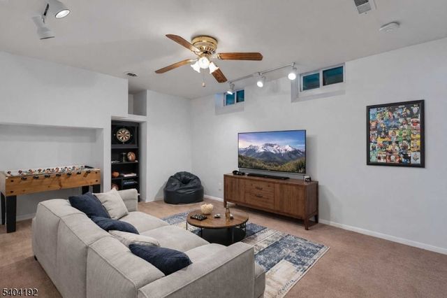 85 Sycamore Ct Ondo, Bernards Twp., NJ 07920