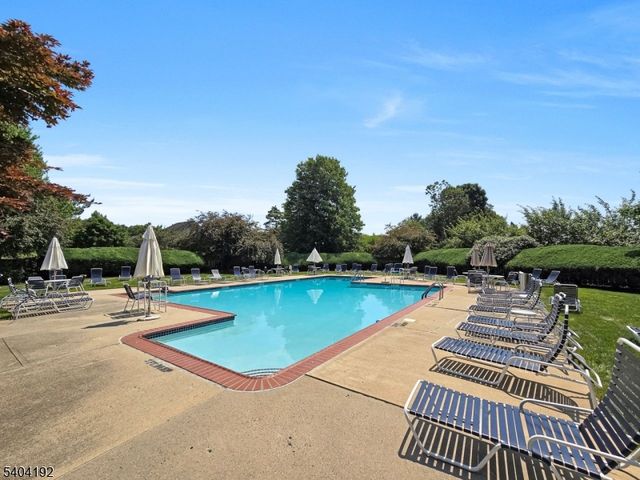 85 Sycamore Ct Ondo, Bernards Twp., NJ 07920