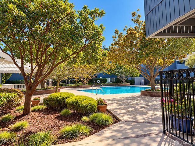 101 Piccadilly Place F, San Bruno, CA 94066