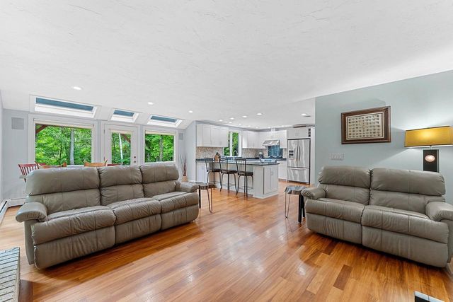 4430 COUNTRY AIRE COURT, Hobart, WI 54155