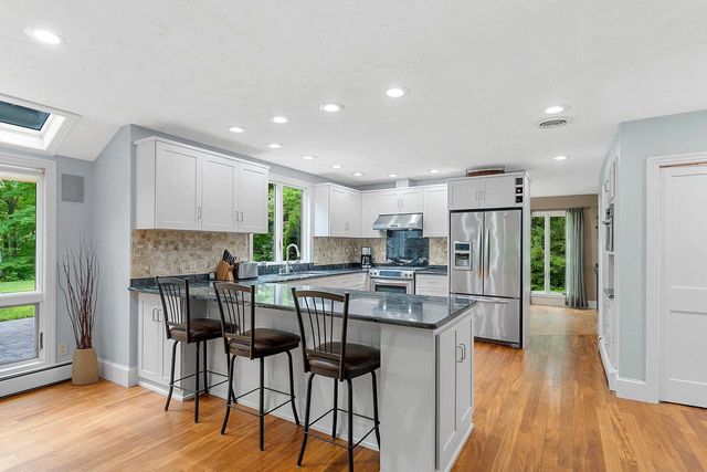 4430 COUNTRY AIRE COURT, Hobart, WI 54155