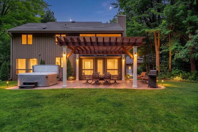 4430 COUNTRY AIRE COURT, Hobart, WI 54155