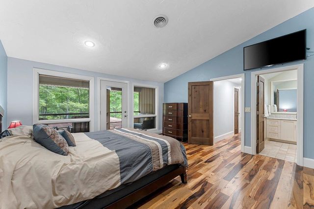 4430 COUNTRY AIRE COURT, Hobart, WI 54155