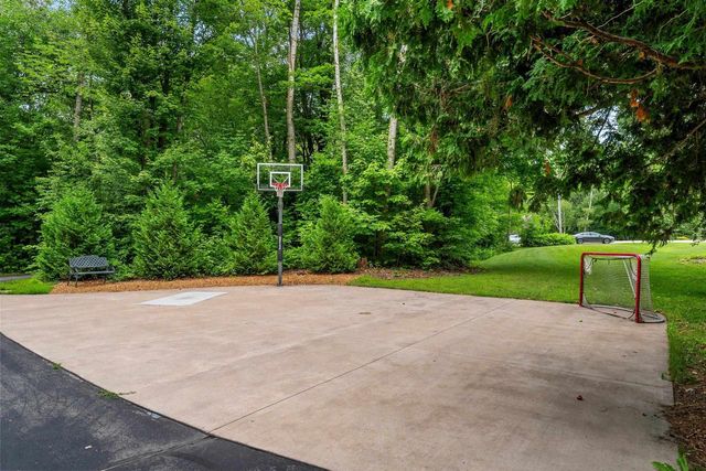 4430 COUNTRY AIRE COURT, Hobart, WI 54155