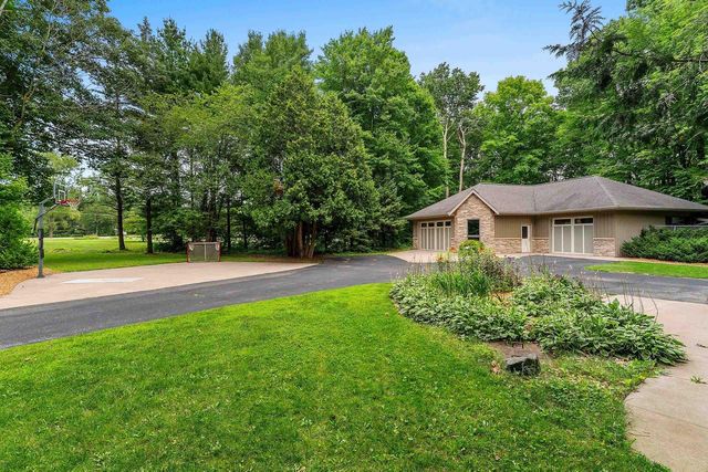 4430 COUNTRY AIRE COURT, Hobart, WI 54155