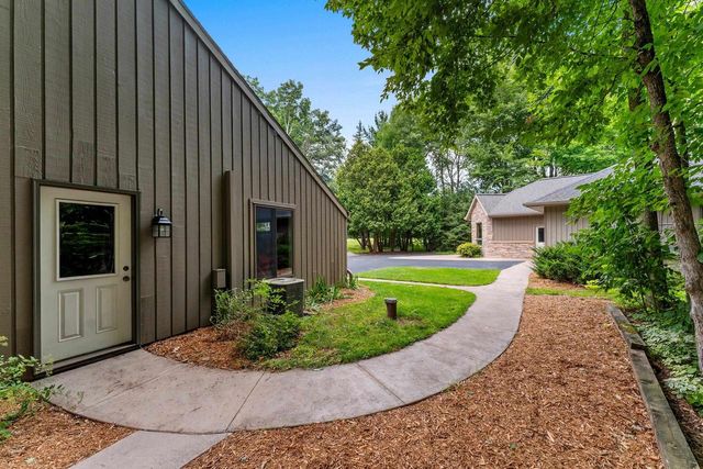 4430 COUNTRY AIRE COURT, Hobart, WI 54155