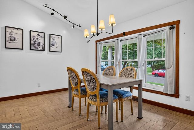 320 THURMAN AVE, West Berlin, NJ 08091