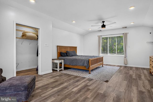 320 THURMAN AVE, West Berlin, NJ 08091