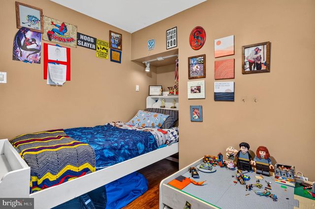 320 THURMAN AVE, West Berlin, NJ 08091