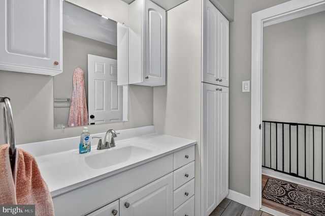 320 THURMAN AVE, West Berlin, NJ 08091