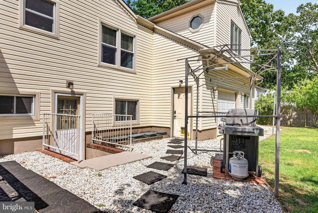 320 THURMAN AVE, West Berlin, NJ 08091