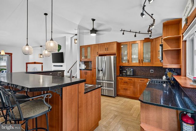 320 THURMAN AVE, West Berlin, NJ 08091