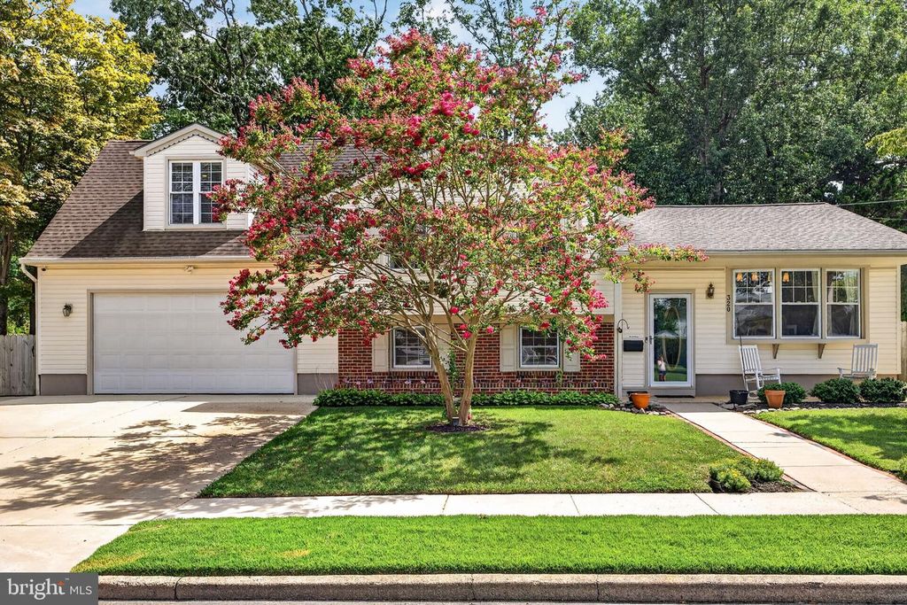 320 THURMAN AVE, West Berlin, NJ 08091
