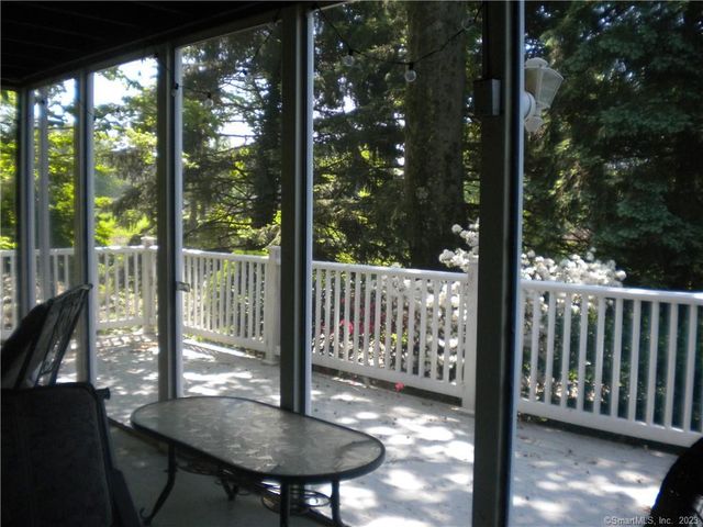212 East Rutland Road, Milford, CT 06461