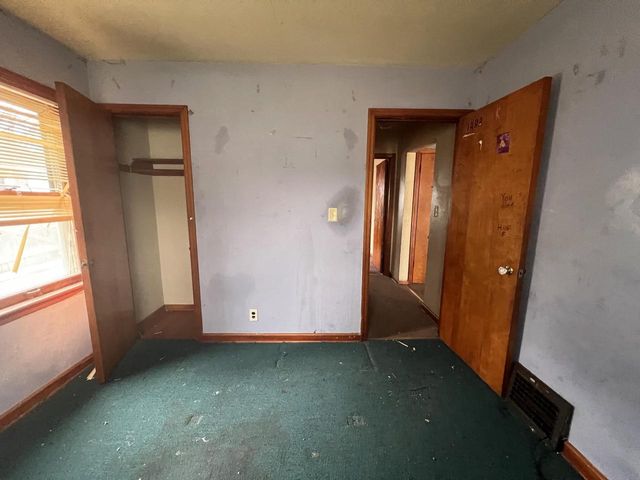 4614 N 44th STREET, Milwaukee, WI 53218